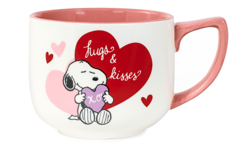 Snoopy hugs and kisses soup mug