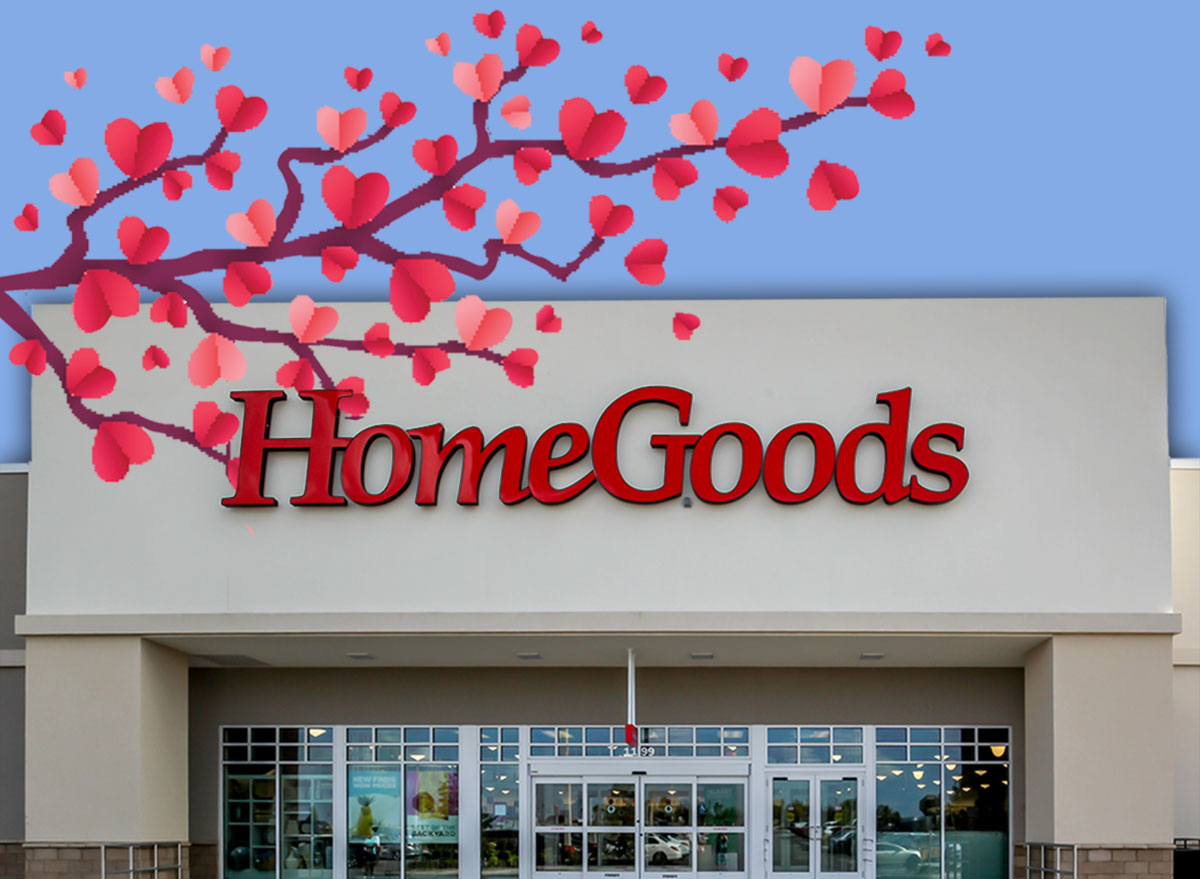 7 Best Valentine&rsquo;s Day Trees and Ornaments