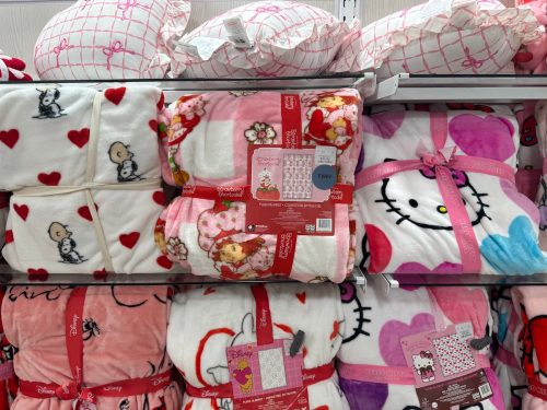 valentines day throws and pillows