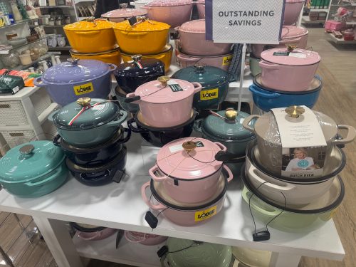 homegoods-spring-dutch-ovens