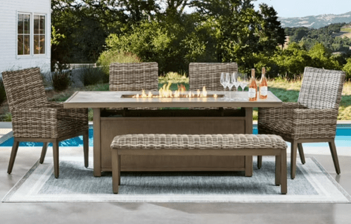 outdoor dining set