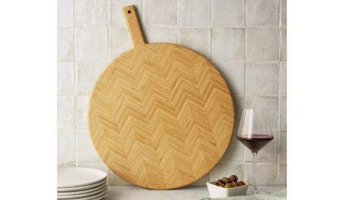 round wooden cutting board