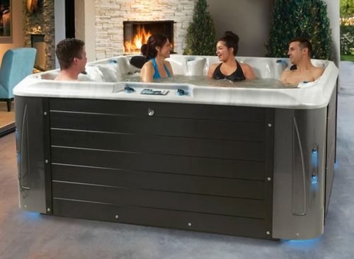 Evolution by Strong Spas Oxford 121-jet, 7-person Acrylic Spa