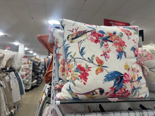 homegoods-spring-decor-new-throw-pillows