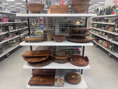ross-finds-flying-shelves-wood-serving