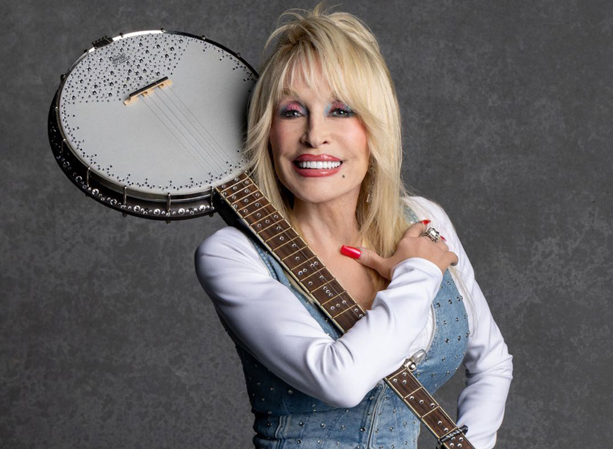 Dolly Parton Good American