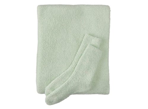 Green Ultra Cozy Knit Throw and Socks Gift Set