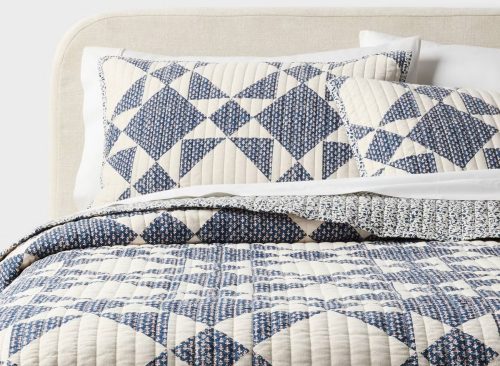King Patchwork Reversible Quilt Set Blue - Threshold™