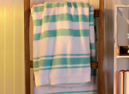 Stripe Pattern Knit Throw