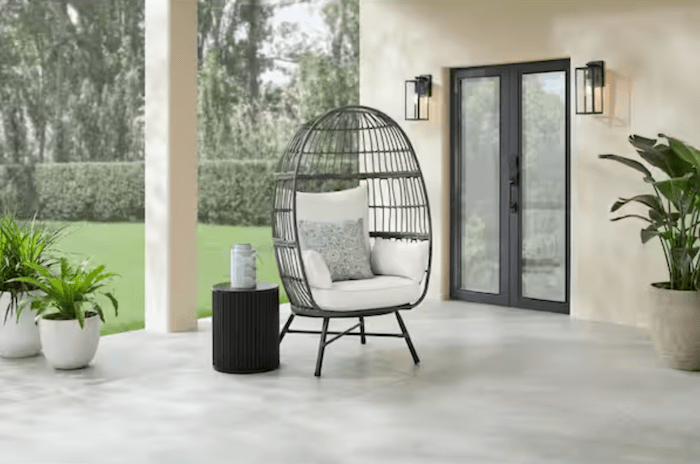 Hampton Bay Breezy Bay Outdoor Egg Chair