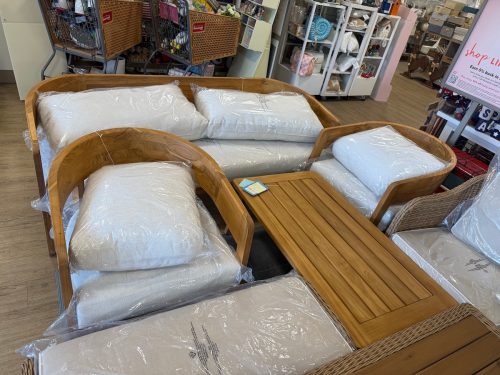 homegoods-west-elm-outdoor-dining-set