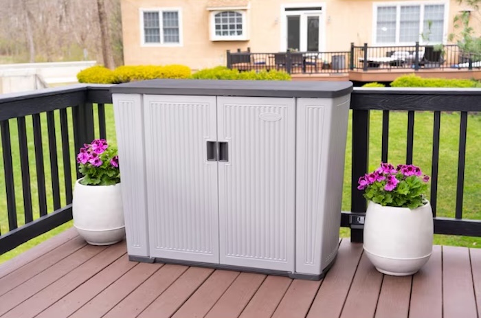 Suncast Outdoor Storage Cabinet