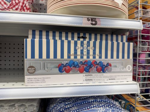 five-below-july-fourth-baloon-decor