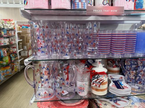 homegoods-outdoor-dining-patriotic-collection