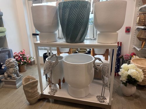 homegoods-summer-finds-massive-planters
