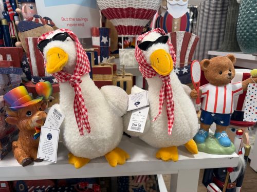 homegoods-summer-finds-patriotic-geese