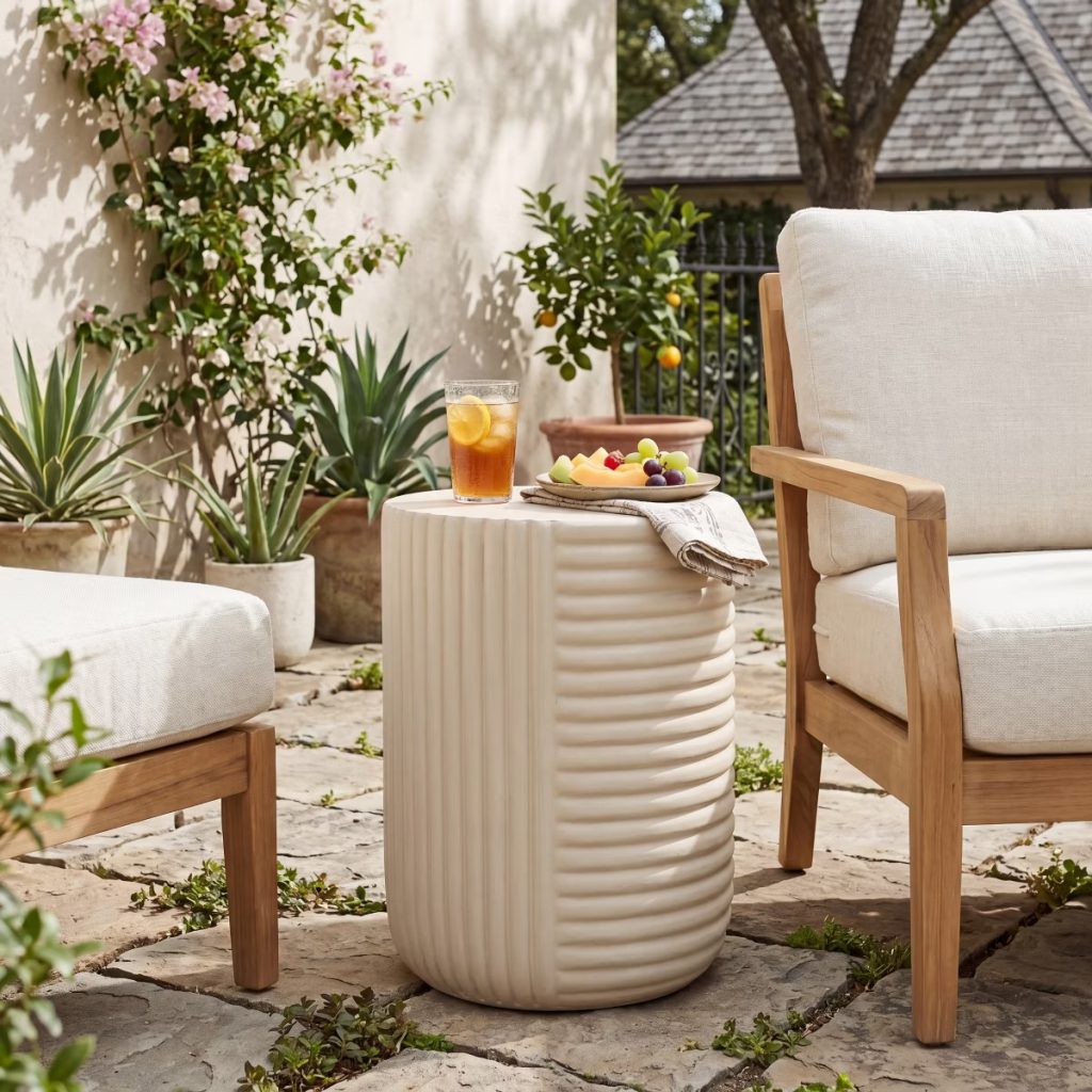 Christopher Knight Home Teodora Outdoor Lightweight Concrete Side Table