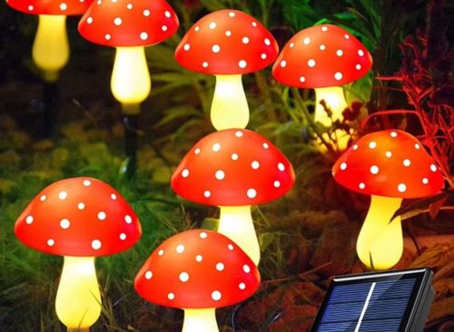 8-Pack Red Solar Mushroom Lamp, 8 Modes, Outdoor Waterproof, for Garden Decor, Christmas, Halloween, Yard, Lawn