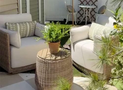 Cozy Outdoor Accent Chairs