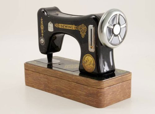 Sewing Machine Tin Jigsaw Puzzle