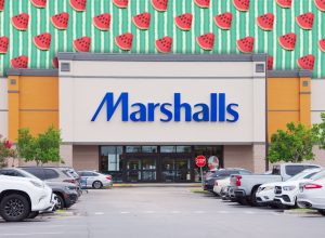 11 Best New Marshalls Finds Hitting Shelves in Mid-July. Marshalls Storefront With Parking Lot and Shoppers Outside a Suburban Retail Center Editorial Use Only Pinellas Park, FL USA June 5, 2026 showing parked cars, trees, and a clear entrance that evokes retail, convenience, shopping, and everyday commerce.