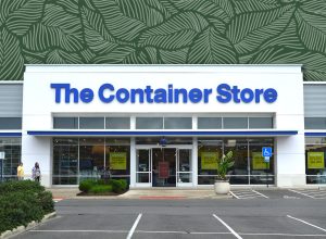 11 Container Store Fall Finds That Look Like Pottery Barn for Less. Columbus,Ohio-USA June 20,2019: The Container Store is a Chain retailer specializing in storage organization supplies, including closet shelving systems.