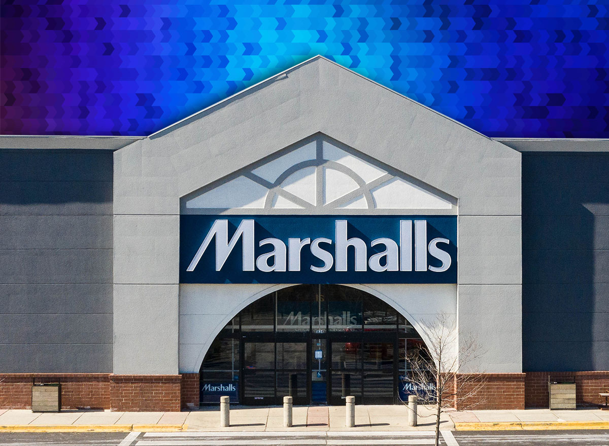 11 Marshalls Fall Finds That Look Like Anthropologie for Less. CHICAGO, IL, USA - MARCH 4, 2020: A drone / aerial shot of a Marshall's department store, which is owned by the TJX Companies. The chain has off price products and is linked with TJ Maxx and Homegoods