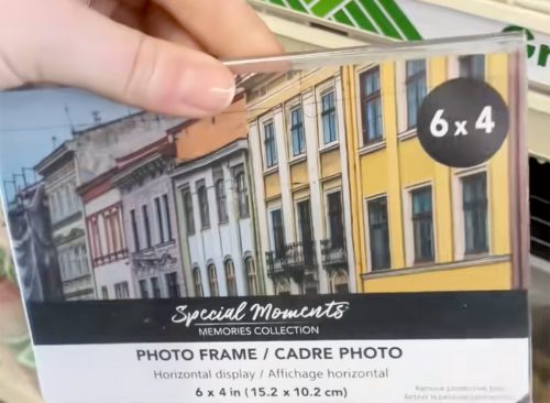 Organize Your Spices with Cheap Photo Frames