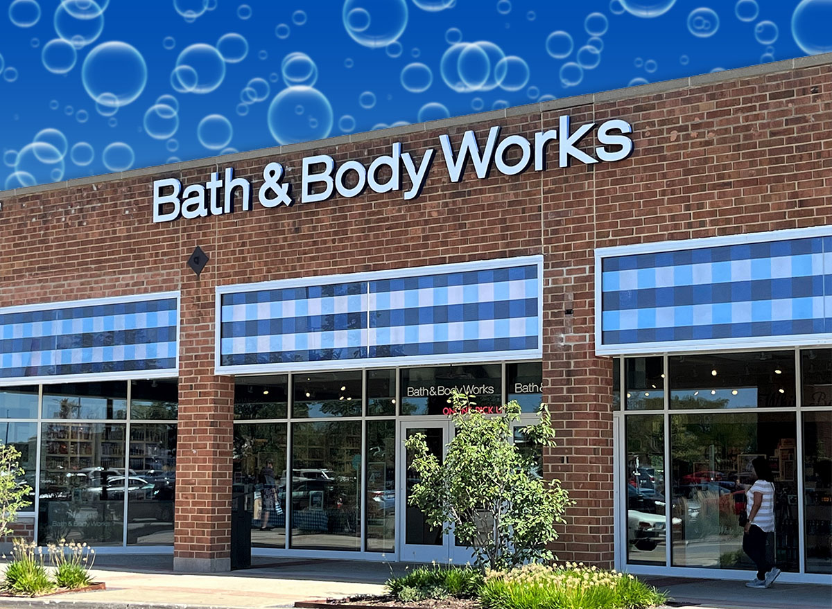 CHICAGO - SEPTEMBER 1 2023: Bath and Body Works Store on September 1, 2023 in Chicago. 2023. Although sales and profit declined the stock jumped 10% due to better earnings than expected.