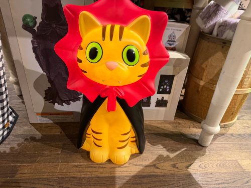 cracker-barrel-fall-finds-july-cat-blow-mold