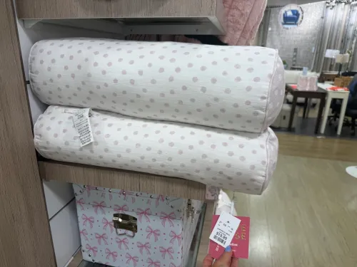 homegoods-pillow-blanket-bolster-pillow