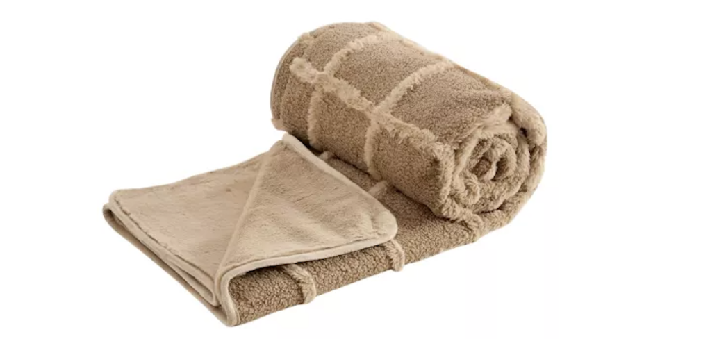 Retriever Window Pane Pet Throw Blanket