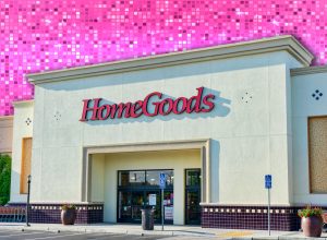 11 Best New HomeGoods Fall Entryway Finds Under $25. HomeGoods department store store, exterior, facade and entrance. Home Goods is an American store chain of discount home furnishing stores - Cupertino, California, USA - May 13, 2019