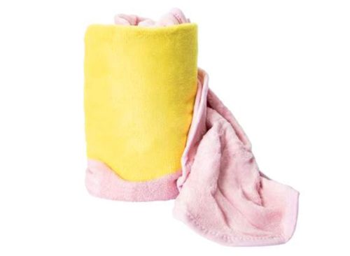 Daisy Shaped Blanket 50in x 60in