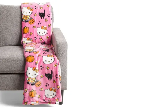 HELLO KITTY Cloud Soft Halloween Throw