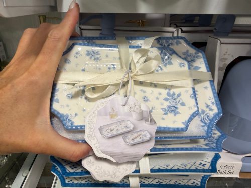 homegoods-bathroom-under-20-tray-sets