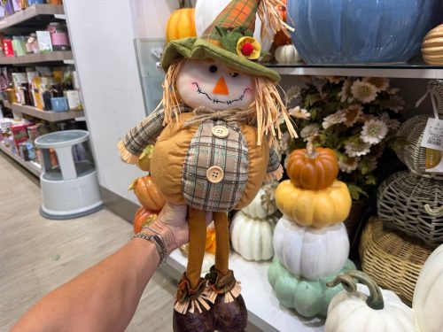 homegoods-entryway-shelf-sitter