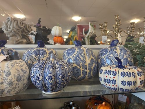 homegoods-living-room-under-$25-ceramic-pumpkin