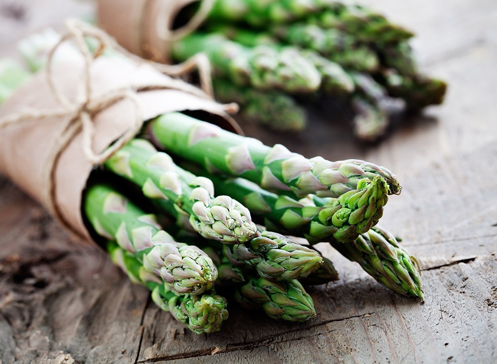 Asparagus, Best Foods for Maximizing Your Energy Levels